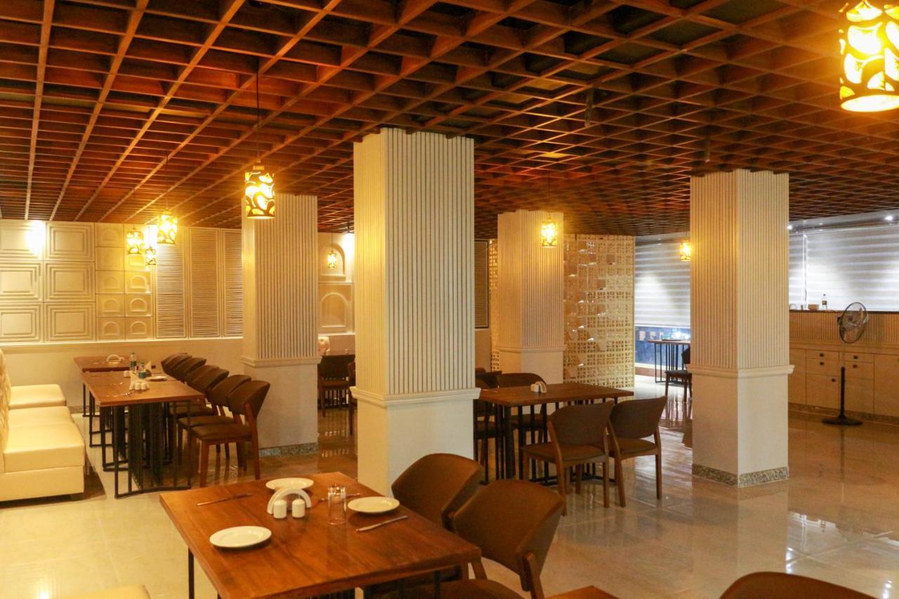 Hotel Obsidian Blue Itānagar Kültér fotó