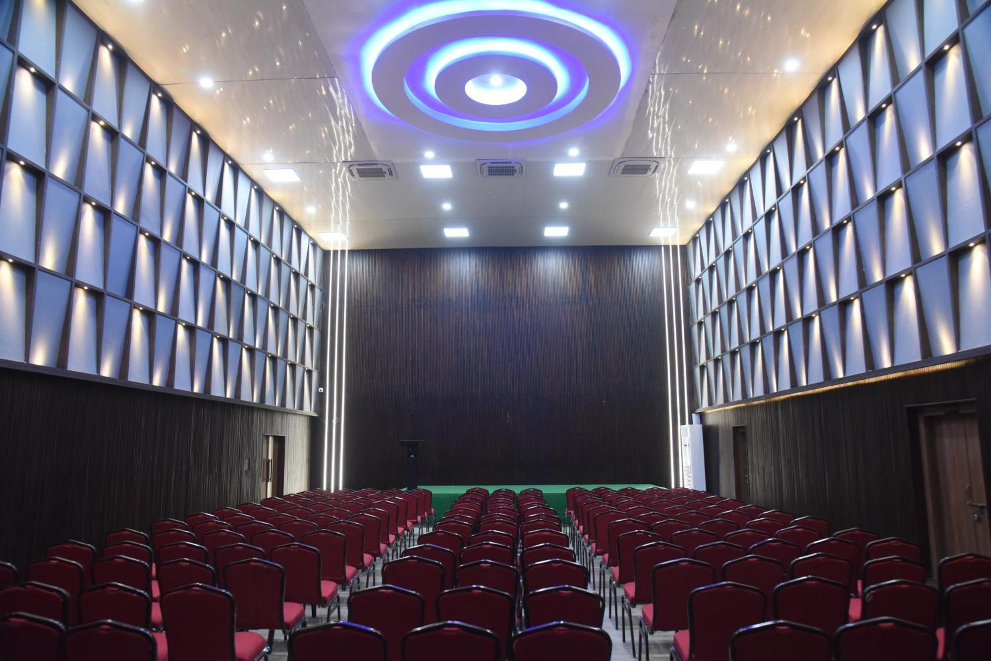 Hotel Obsidian Blue Itānagar Kültér fotó