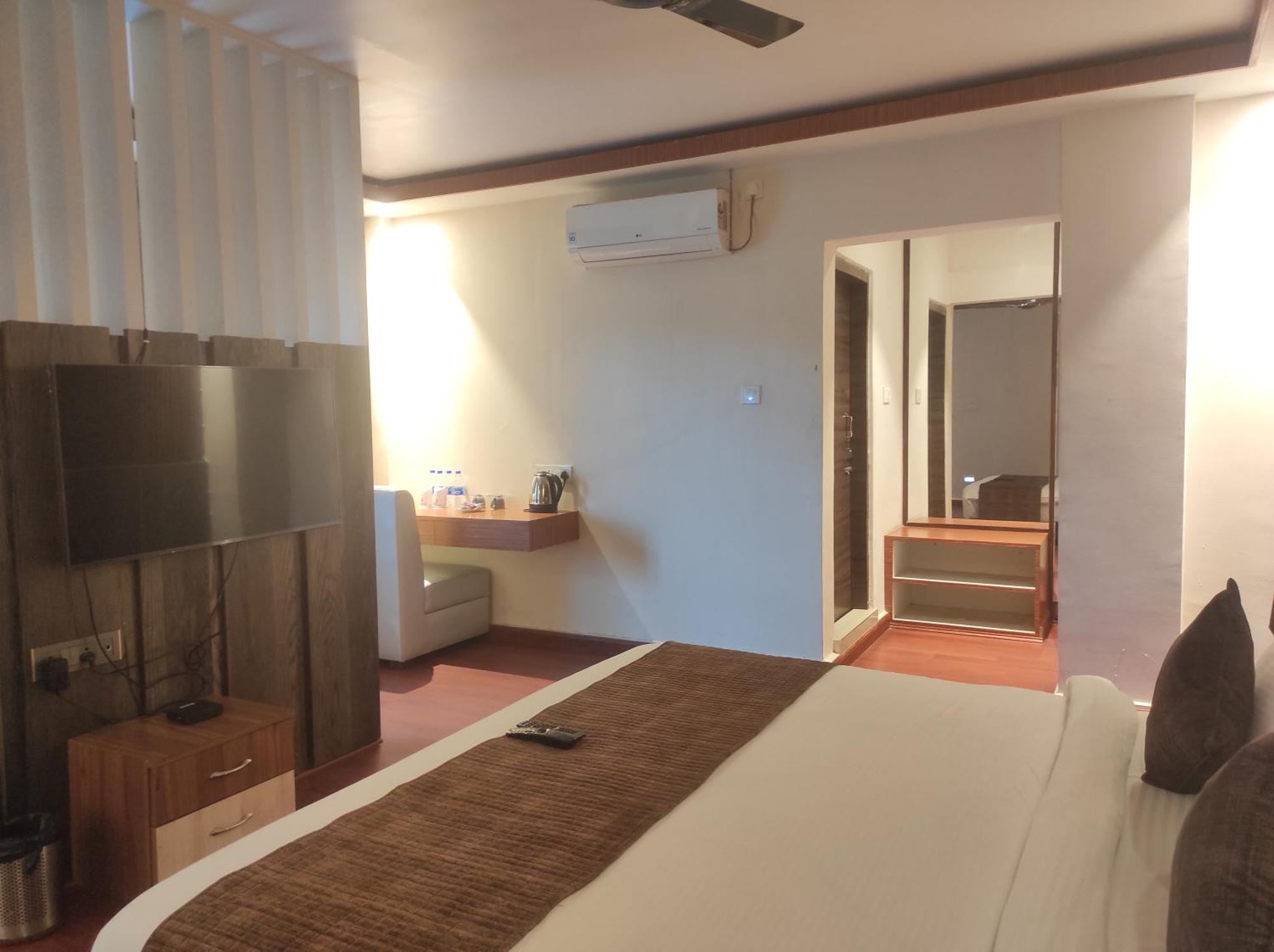 Hotel Obsidian Blue Itānagar Kültér fotó