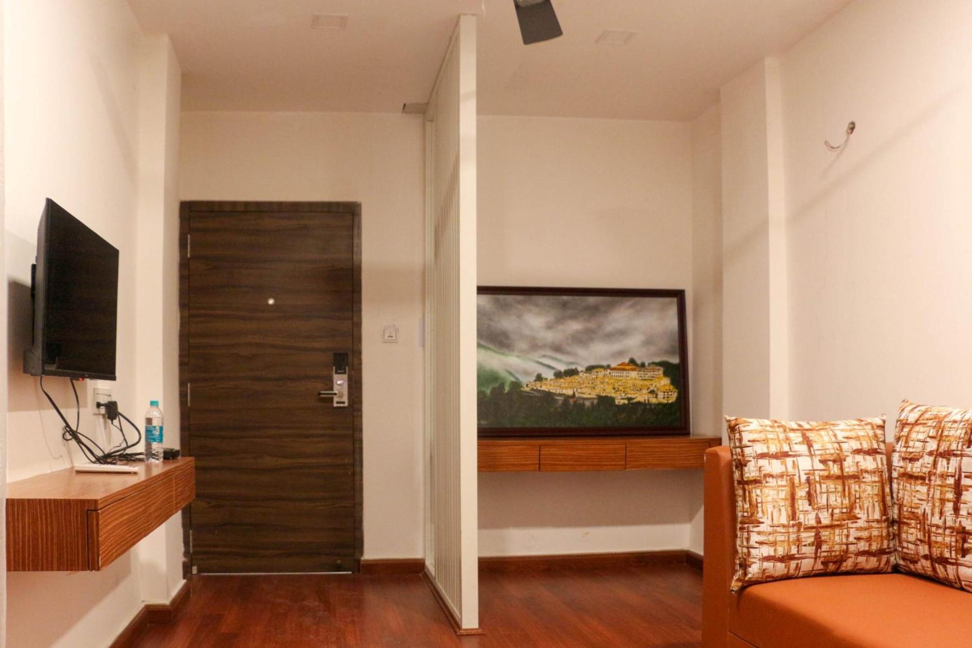 Hotel Obsidian Blue Itānagar Kültér fotó